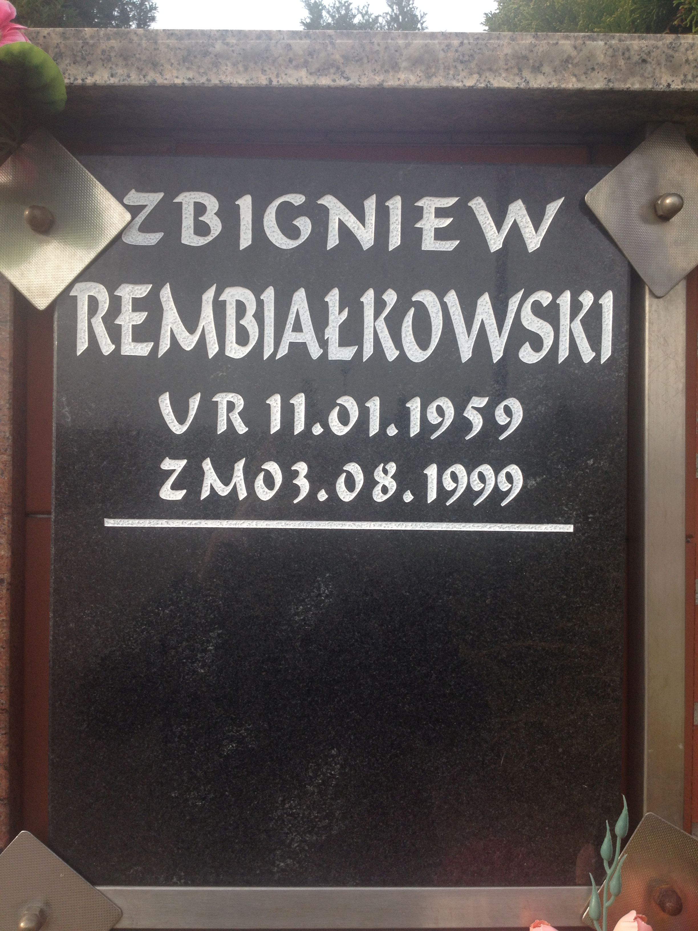 Grób ZBIGNIEW REMBIAŁKOWSKI