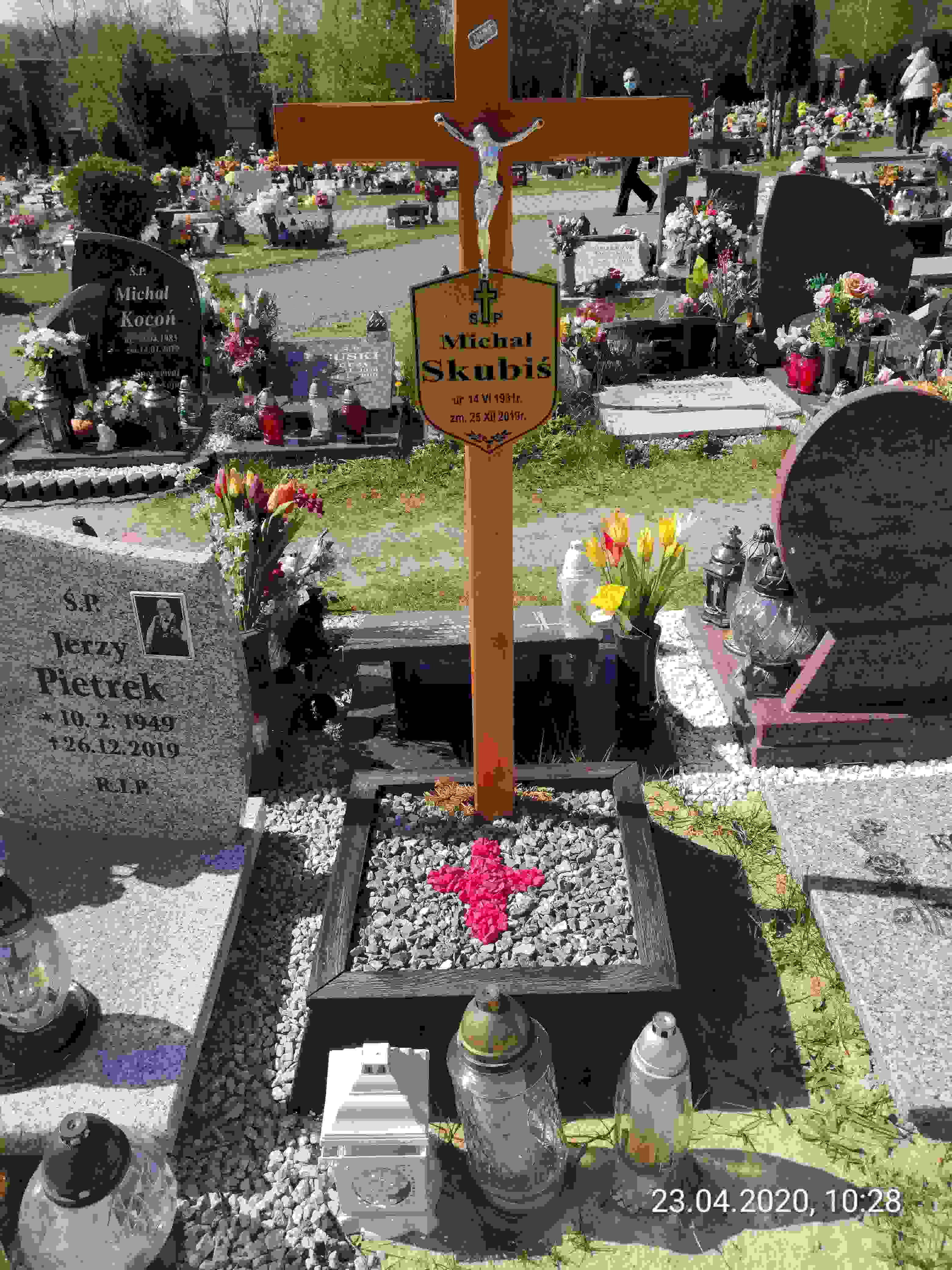 Grób RUTA SKUBIŚ